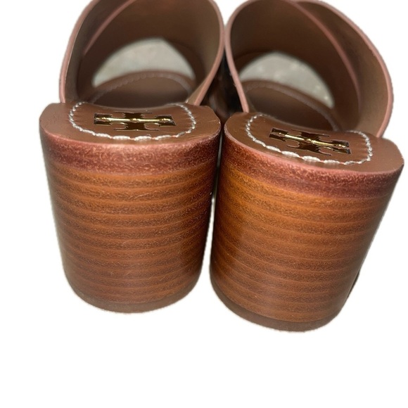 Tory Burch Montrose Stacked Block Heel in Silver, Size 6.5M - Picture 8 of 13